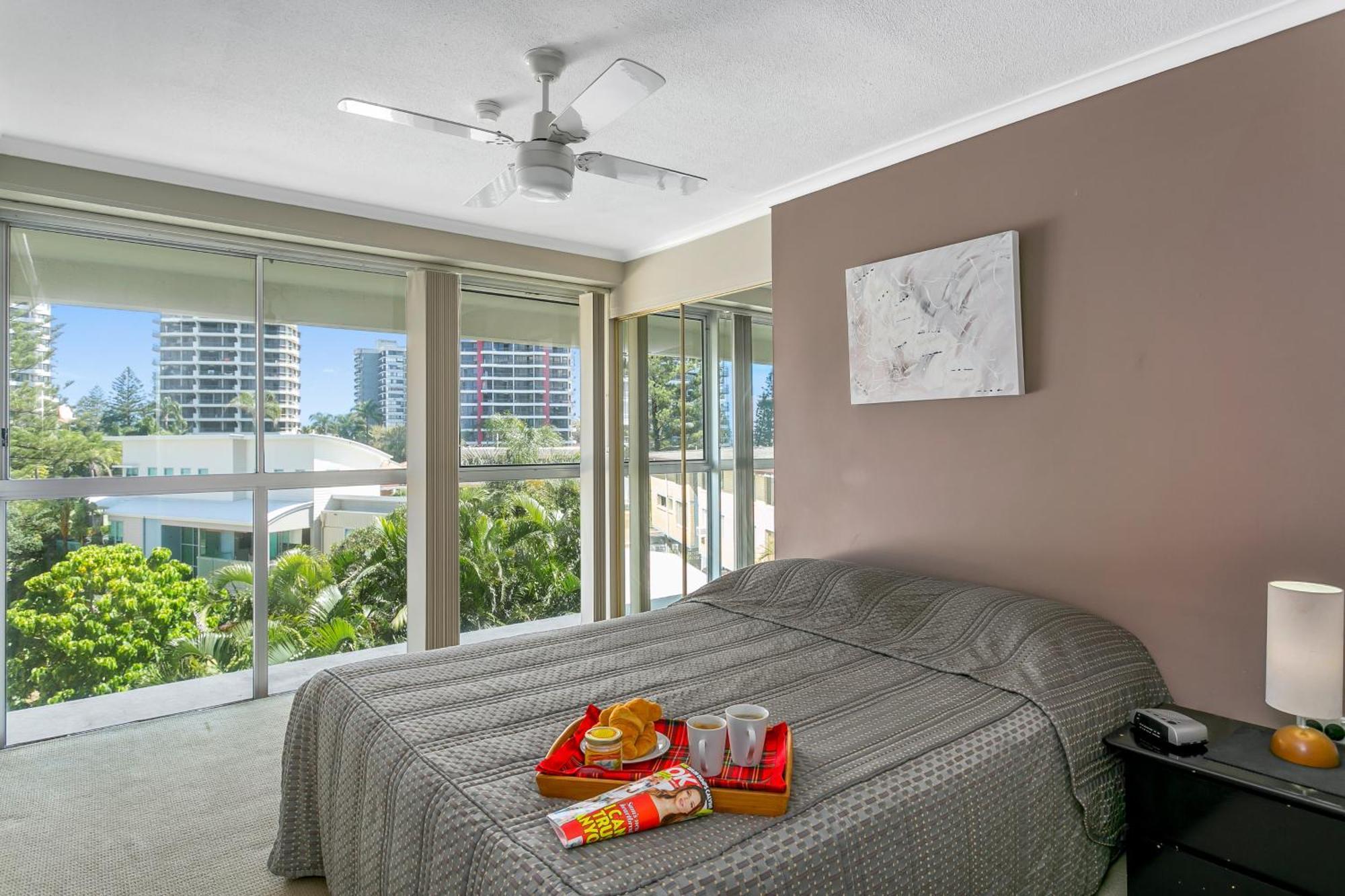 Surfers Beachside Holiday Apartments Χρυσή Ακτή Δωμάτιο φωτογραφία