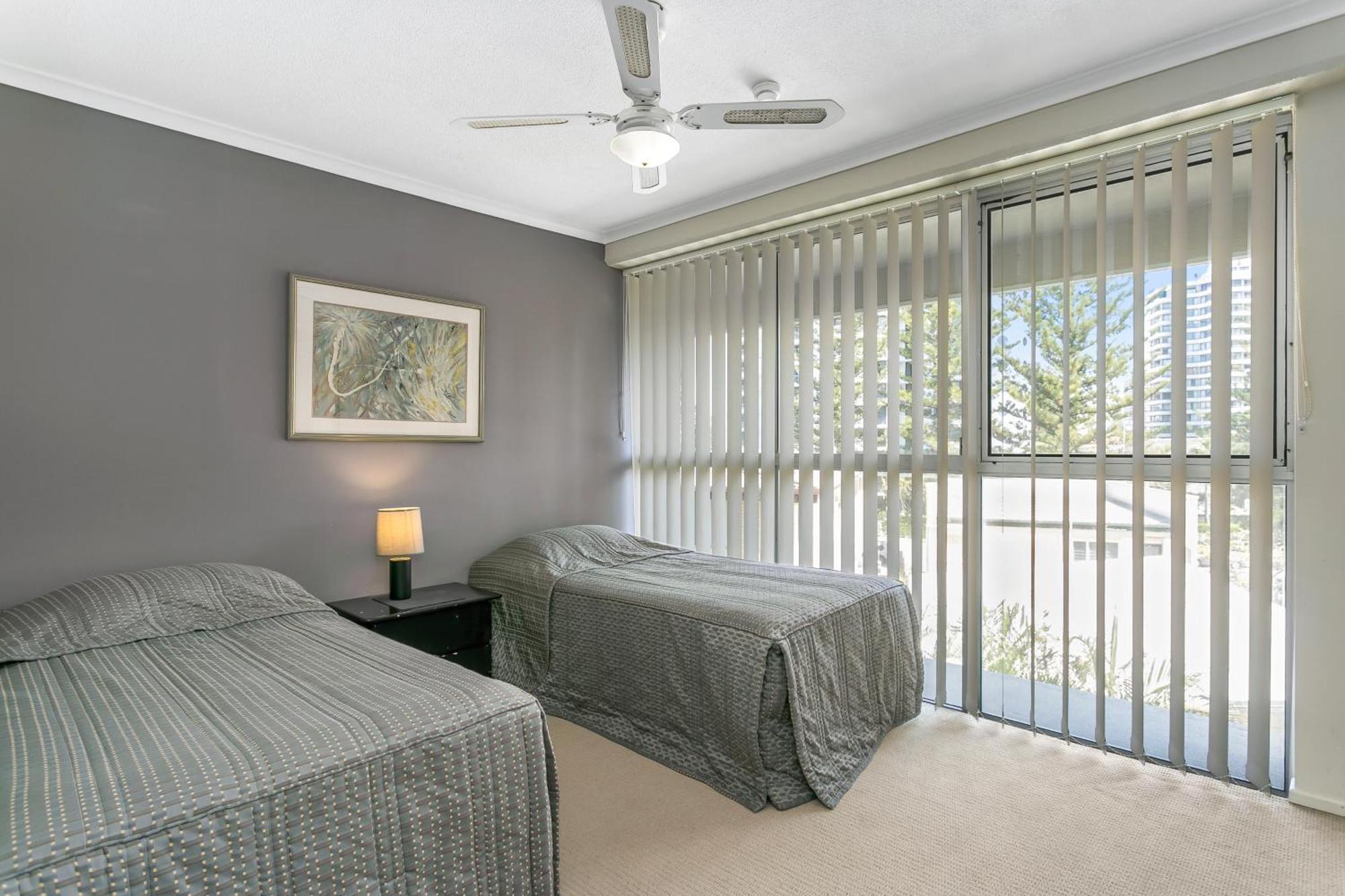 Surfers Beachside Holiday Apartments Χρυσή Ακτή Δωμάτιο φωτογραφία